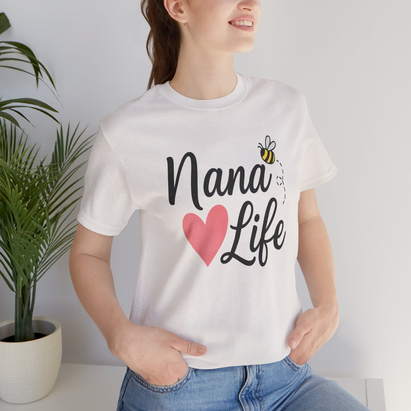 "Nana Life" Heart & Bee Script | Jersey Tee