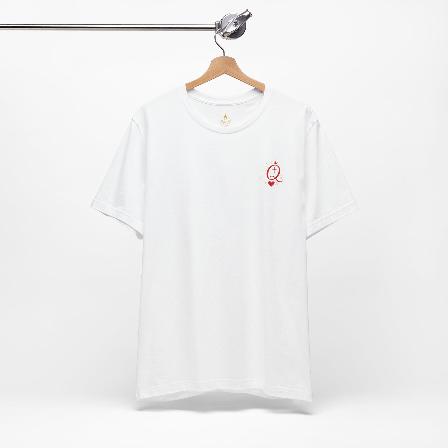 Queen of Hearts – Royal Grace | Jersey Tee