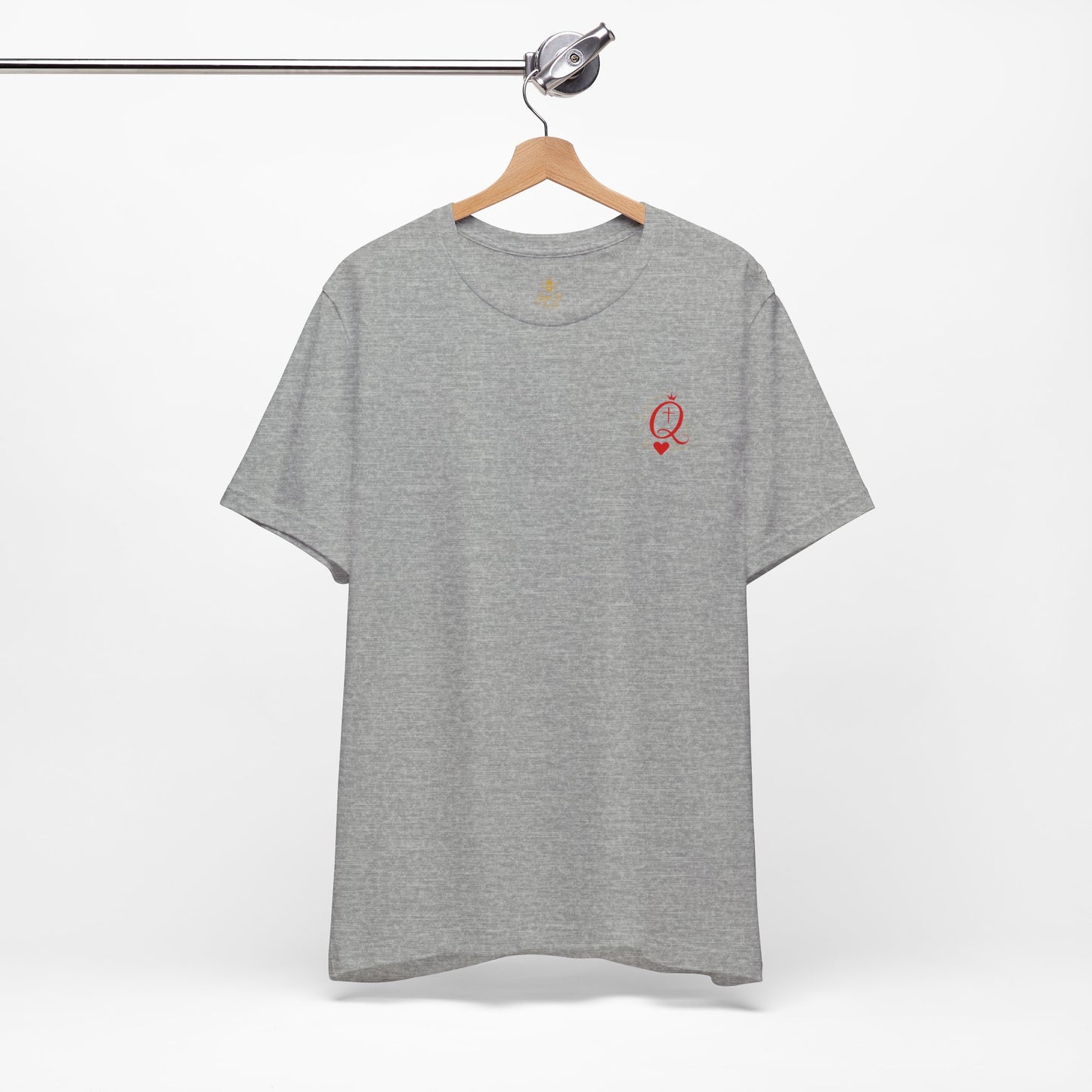 Queen of Hearts – Royal Grace | Jersey Tee